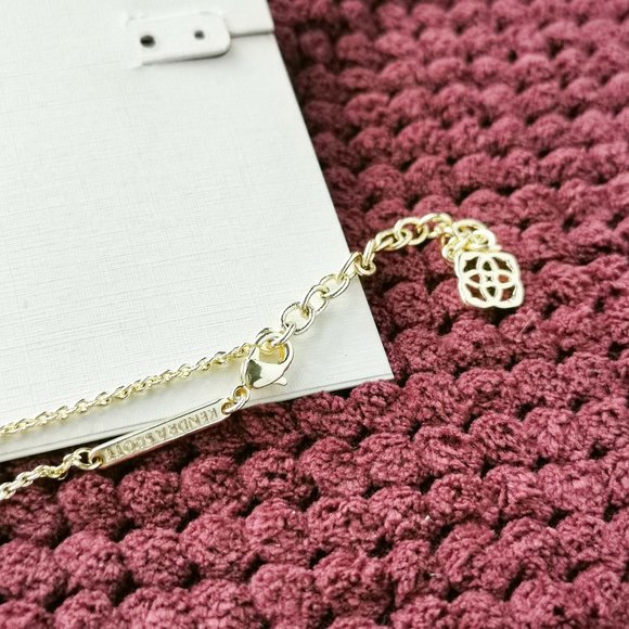 Kendra Scott Magenta Magnesite Elisa Gold Pendant Necklace NEW WITH POUCH - Picture 2 of 3